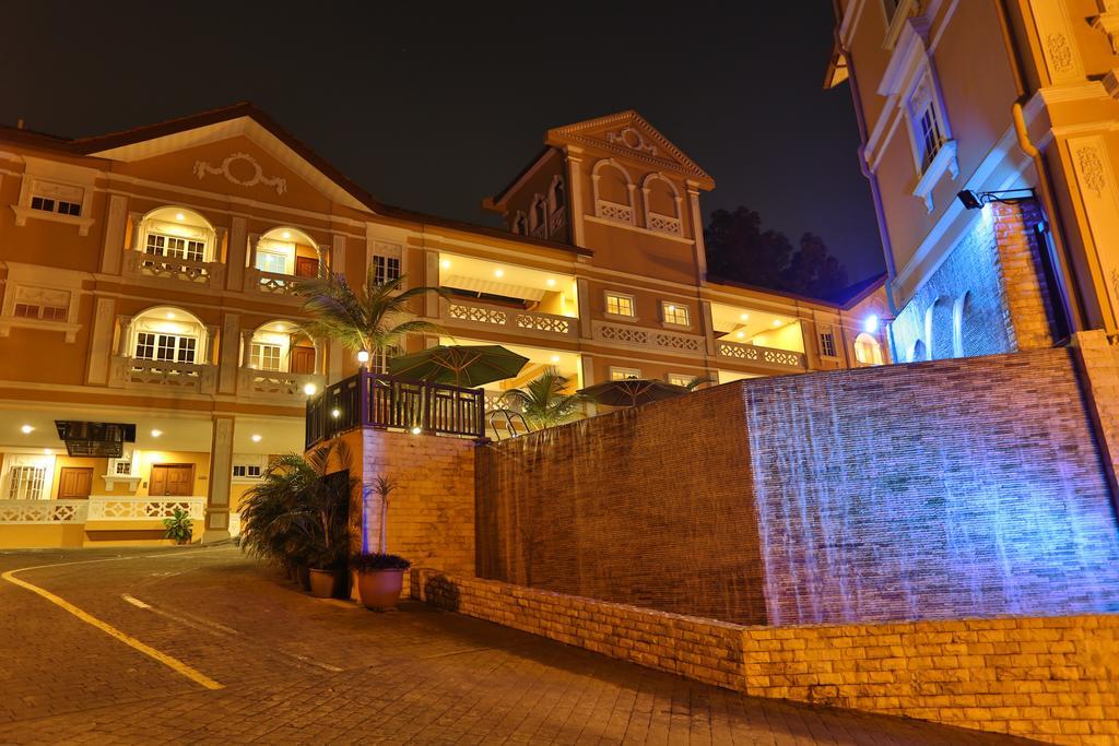 Kapitan Hill @ Cempenai Parc Residences Bukit Damansara Extérieur photo
