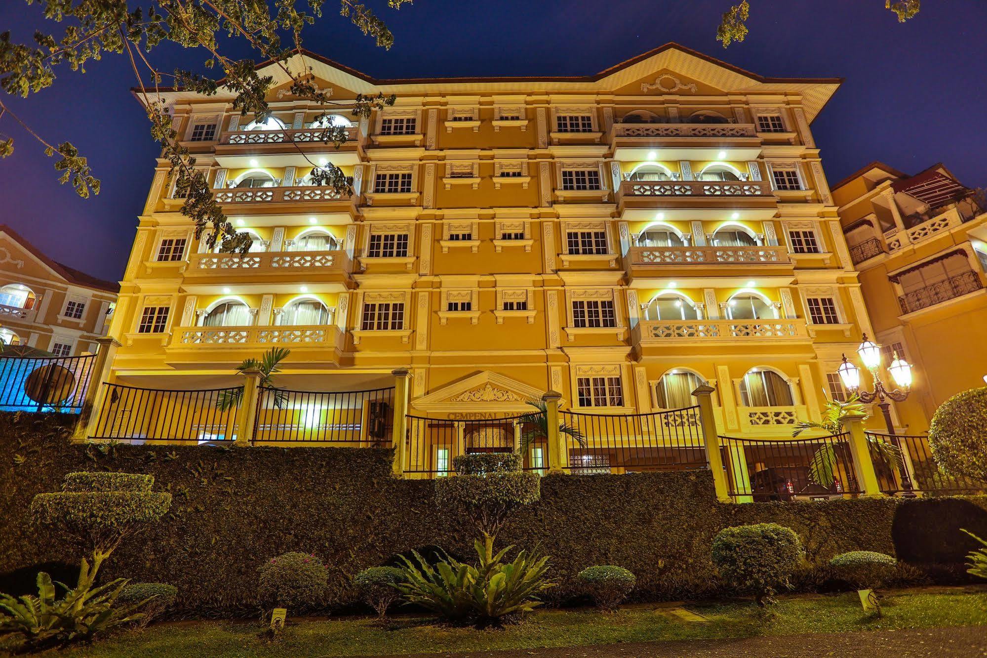 Kapitan Hill @ Cempenai Parc Residences Bukit Damansara Extérieur photo