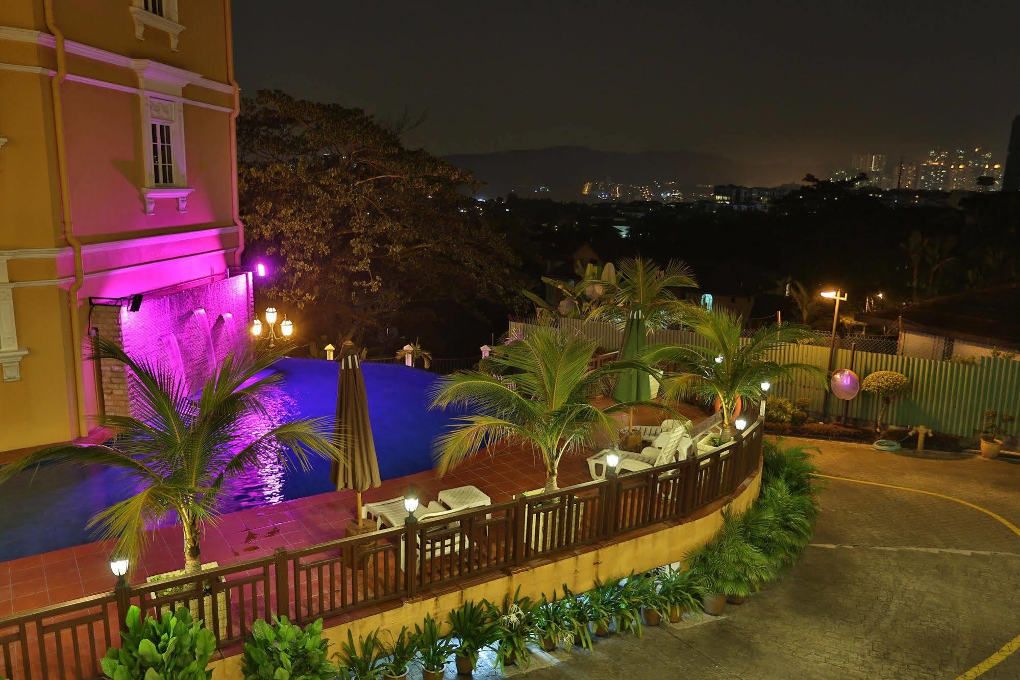 Kapitan Hill @ Cempenai Parc Residences Bukit Damansara Extérieur photo