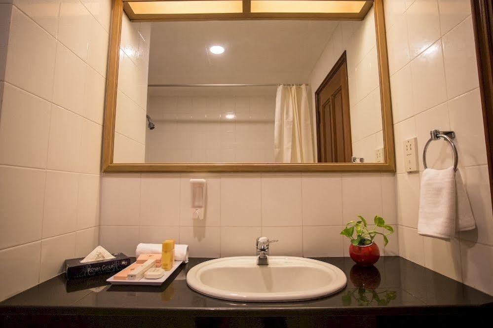 Kapitan Hill @ Cempenai Parc Residences Bukit Damansara Extérieur photo